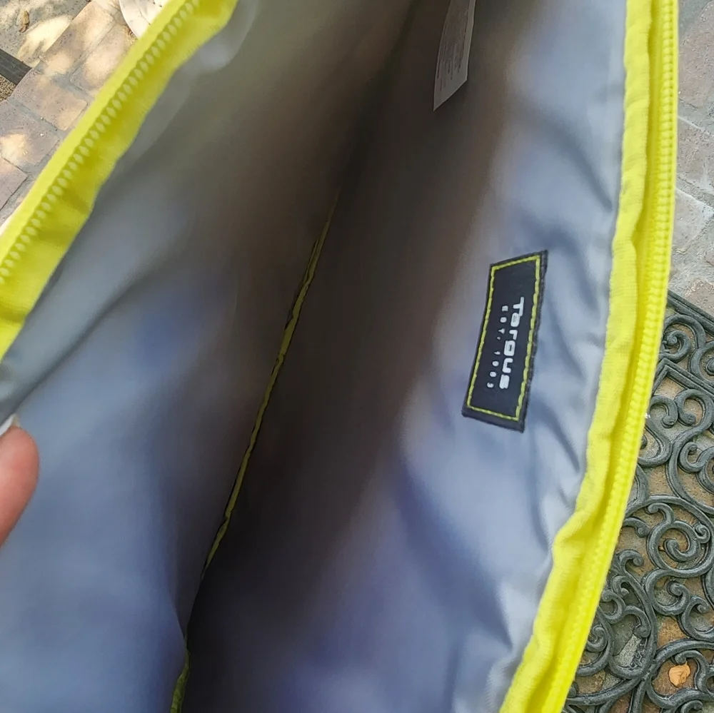 Targus Bex II Laptop Sleeve in Grey & Yellow